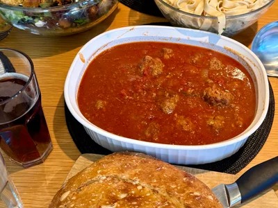 Slow Cooker Spicy Sausage Meatballs in Tomato Parmesan Sauce