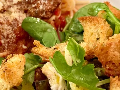 Tomato Panzanella Salad